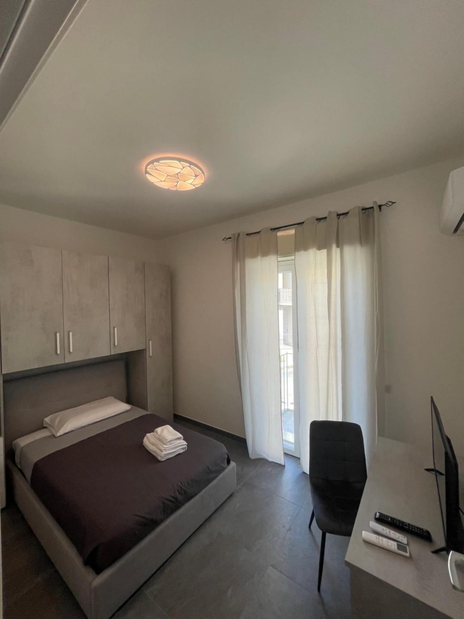 Leos Rooms Καλτανισέττα Εξωτερικό φωτογραφία