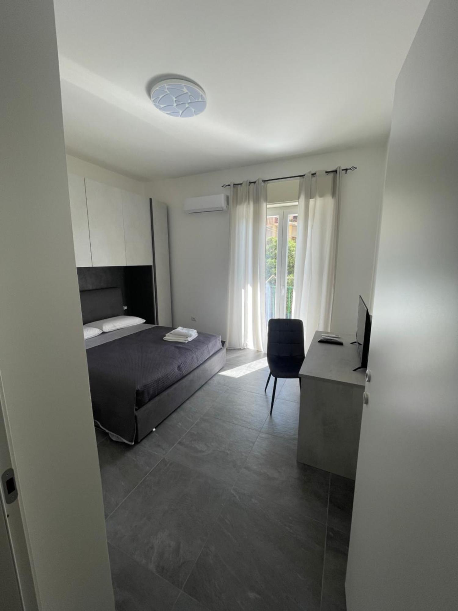 Leos Rooms Καλτανισέττα Εξωτερικό φωτογραφία
