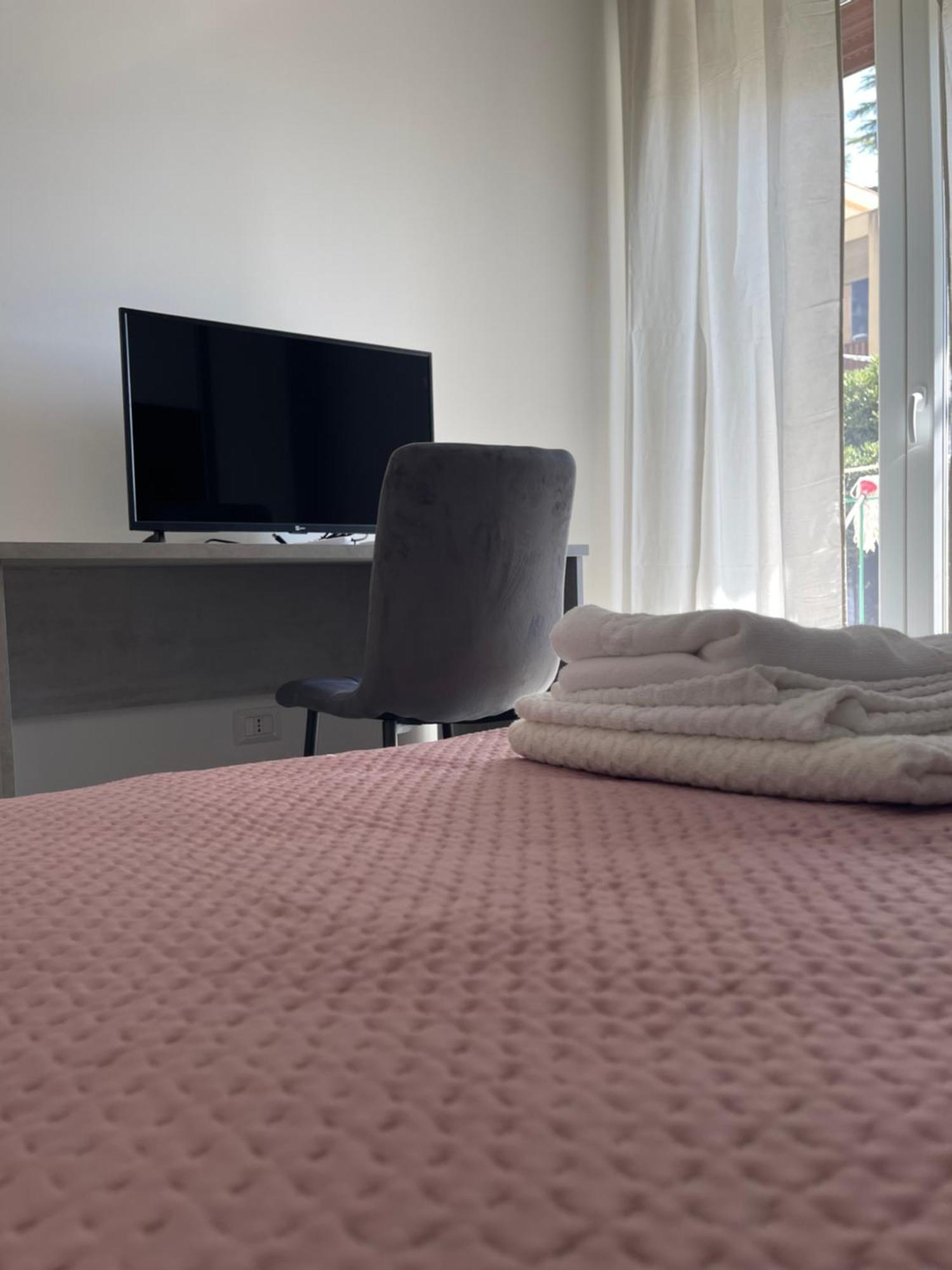 Leos Rooms Καλτανισέττα Εξωτερικό φωτογραφία